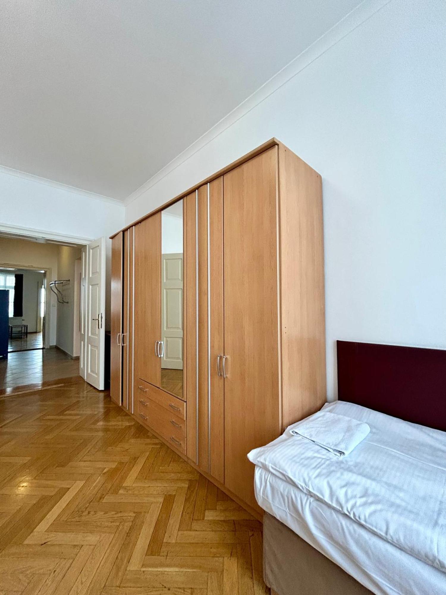 Quadrio Bedroom Central Apartment, Prague